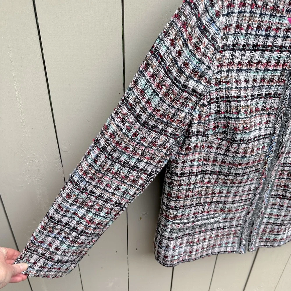 Talbots Adele Tweed lady jacket Blazer Collarless EUC Size 12 - Picture 5 of 12